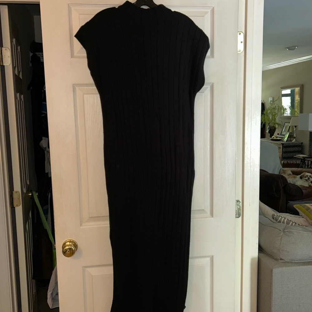 GiGi New York Black Sheath Maxi Dress